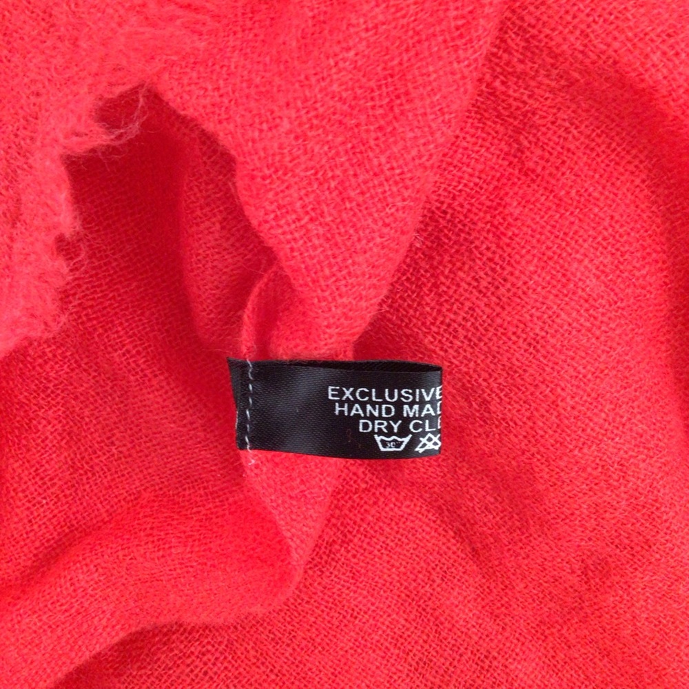Cashmere scarf women Nepal Bright Coral Knit Scarf with Care Tag - Picture 3 of 5